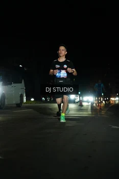 Runner Photo 4169110