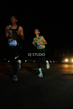 Runner Photo 4169183