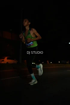 Runner Photo 4169195