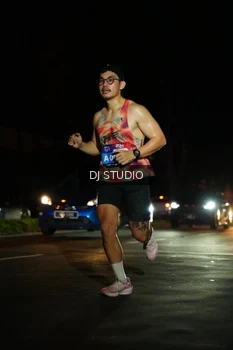 Runner Photo 4169671