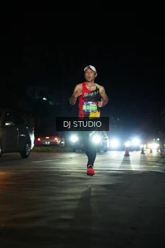 Runner Photo 4169696