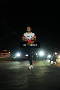 Runner Photo 4169715