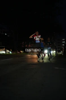 Runner Photo 4170842