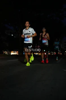 Runner Photo 4171454