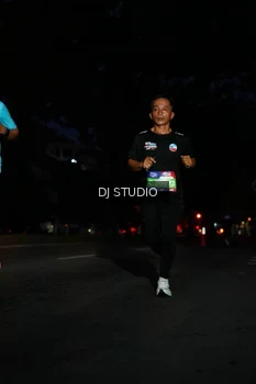 Runner Photo 4171579