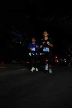 Runner Photo 4171591