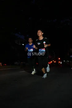 Runner Photo 4171594