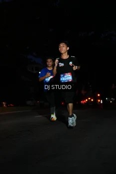 Runner Photo 4171595