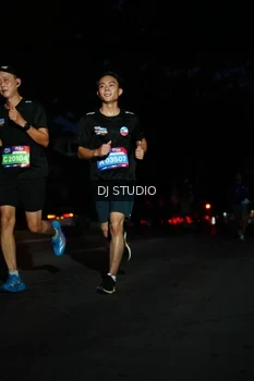 Runner Photo 4171639