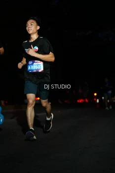 Runner Photo 4171643