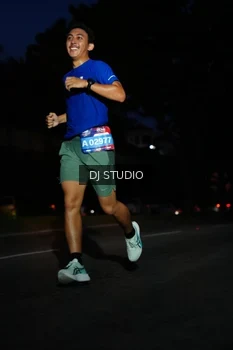 Runner Photo 4171666