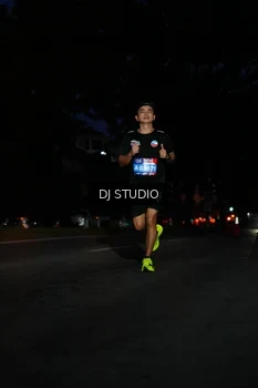 Runner Photo 4171691