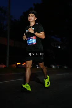 Runner Photo 4171702