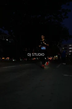 Runner Photo 4171705