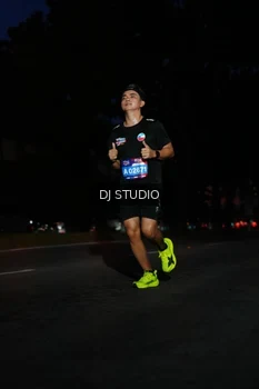 Runner Photo 4171715