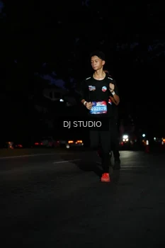 Runner Photo 4171720