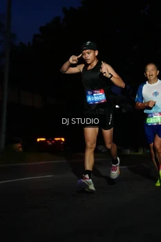 Runner Photo 4171753