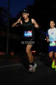 Runner Photo 4171754