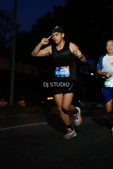 Runner Photo 4171755