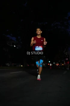 Runner Photo 4171777