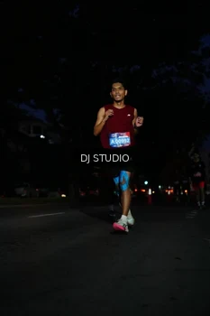 Runner Photo 4171779