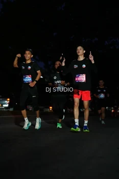 Runner Photo 4171807