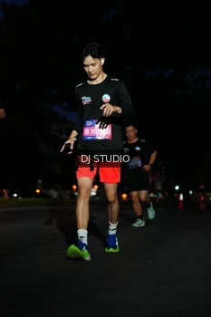 Runner Photo 4171816