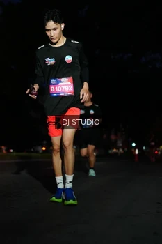 Runner Photo 4171819