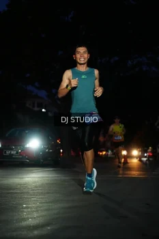 Runner Photo 4171878