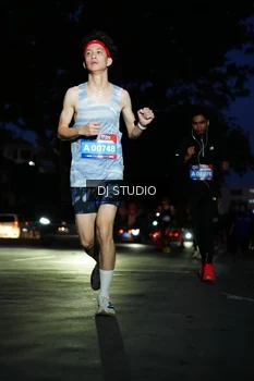 Runner Photo 4172063