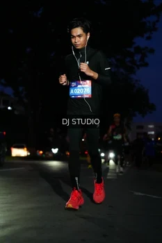 Runner Photo 4172065