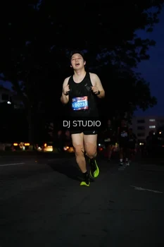 Runner Photo 4172100