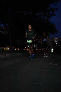 Runner Photo 4172108