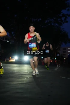 Runner Photo 4172109