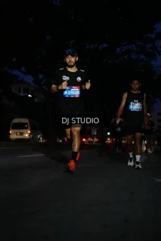 Runner Photo 4172129