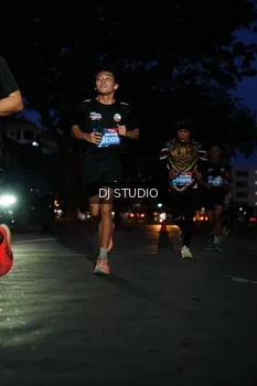Runner Photo 4172258
