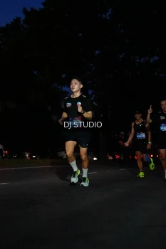 Runner Photo 4172326
