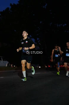 Runner Photo 4172329
