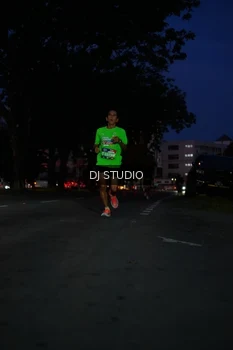 Runner Photo 4172345
