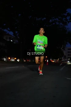 Runner Photo 4172356
