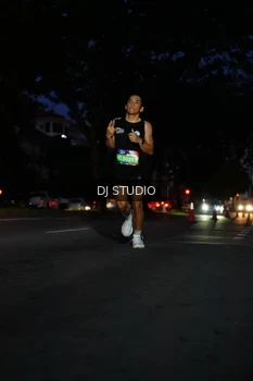 Runner Photo 4172362