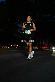 Runner Photo 4172369