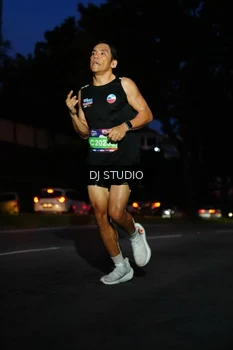 Runner Photo 4172376