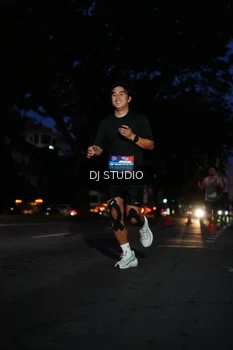 Runner Photo 4172390