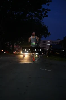 Runner Photo 4172391
