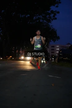 Runner Photo 4172399
