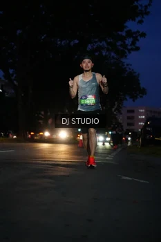 Runner Photo 4172405