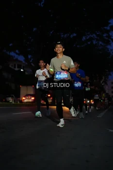 Runner Photo 4172428