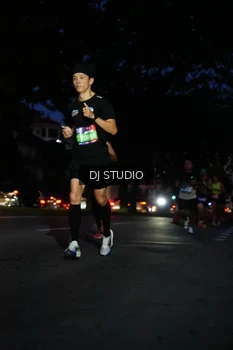 Runner Photo 4172438