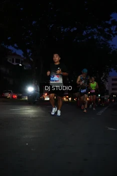Runner Photo 4172449